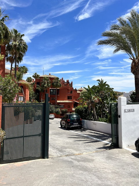 Middle Floor Apartment in Mijas, Costa del Sol – 2 beds – 299000 € - photo 20 of 20