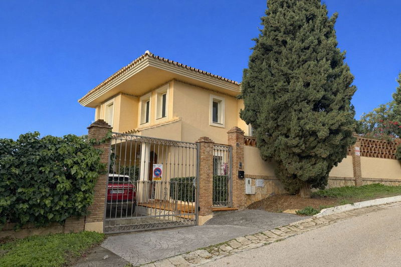 Detached Villa in Mijas, Costa del Sol – 3 beds – 1195000 €