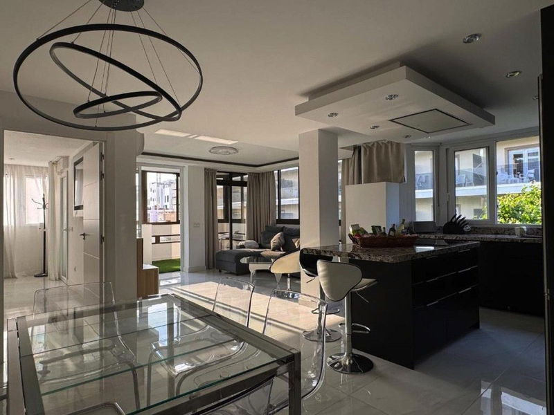 Middle Floor Apartment in Marbella, Costa del Sol – 2 beds – 770000 €