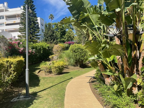 Middle Floor Apartment in Marbella, Costa del Sol – 3 beds – 475000 € - photo 3 of 23