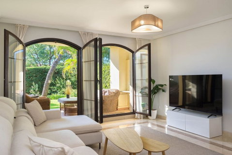 Ground Floor Apartment in Benahavís, Costa del Sol – 3 beds – 499000 € - photo 4 of 25