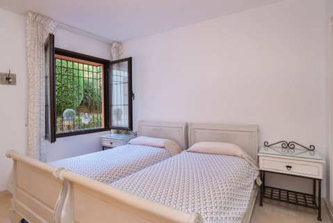 Ground Floor Apartment in Benahavís, Costa del Sol – 3 beds – 499000 € - photo 13 of 25
