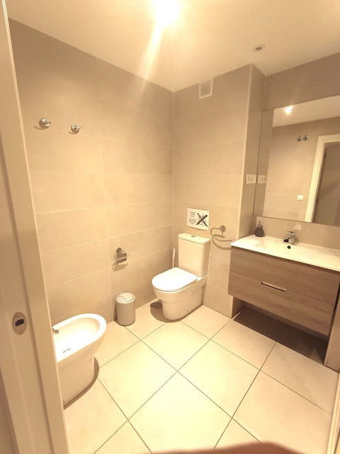 Middle Floor Apartment in Marbella, Costa del Sol – 3 beds – 479000 € - photo 7 of 16