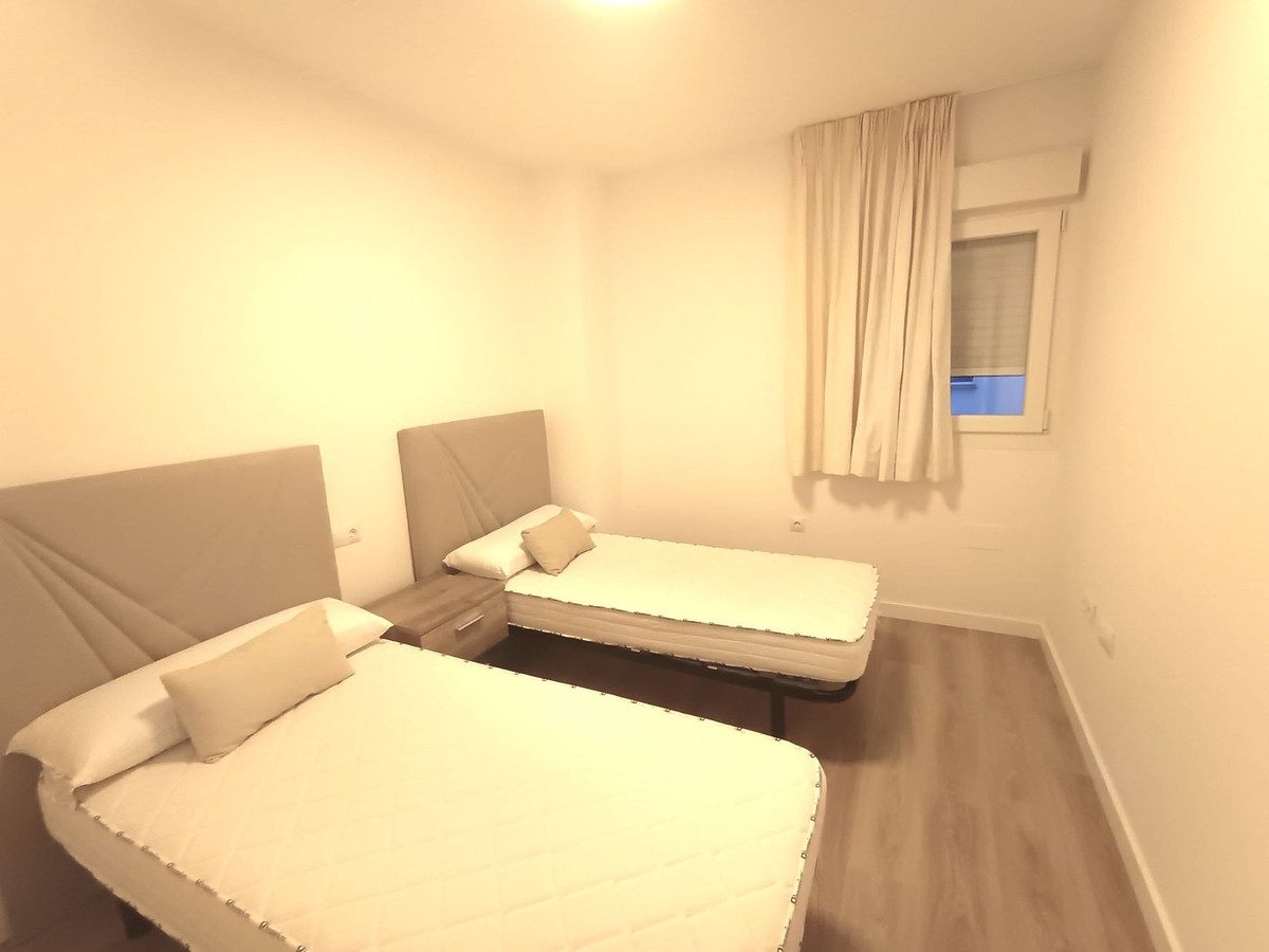 Middle Floor Apartment in Marbella, Costa del Sol – 3 beds – 479000 € - photo 10 of 16