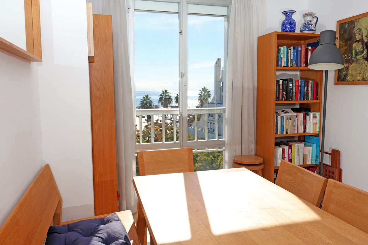 Middle Floor Apartment in Marbella, Costa del Sol – 3 beds – 650000 € - photo 10 of 20