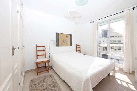 Middle Floor Apartment in Marbella, Costa del Sol – 3 beds – 650000 € - photo 17 of 20