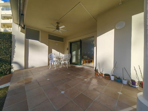 Ground Floor Apartment in Marbella, Costa del Sol – 3 beds – 449000 € - photo 17 of 38