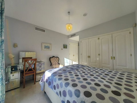 Ground Floor Apartment in Marbella, Costa del Sol – 3 beds – 449000 € - photo 26 of 38