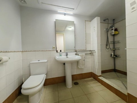 Ground Floor Apartment in Marbella, Costa del Sol – 3 beds – 449000 € - photo 35 of 38