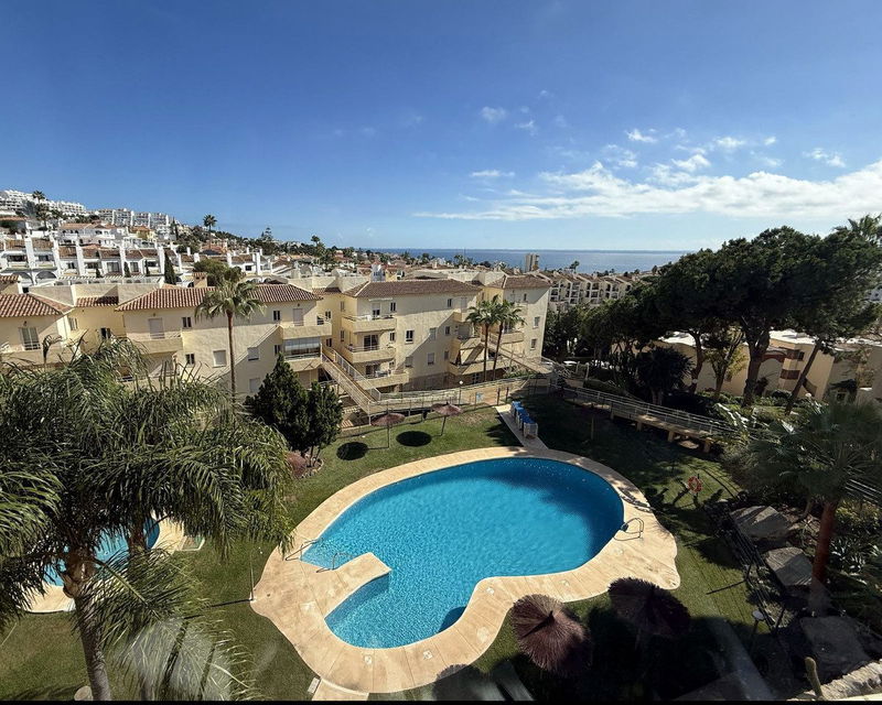 Middle Floor Apartment in Mijas, Costa del Sol – 2 beds – 344950 €