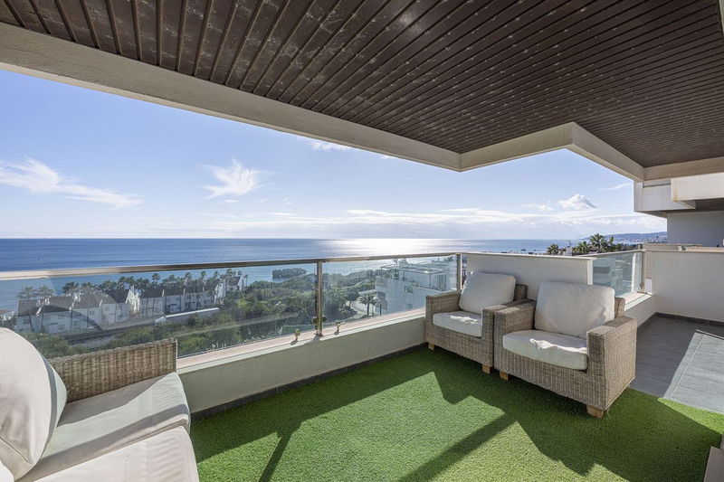 Middle Floor Apartment in Casares, Costa del Sol – 2 beds – 350000 €