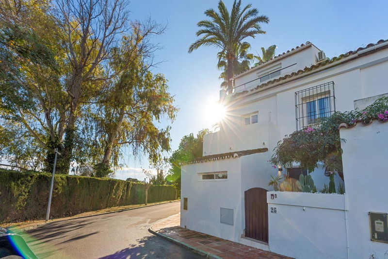 Townhouse in Marbella, Costa del Sol – 4 beds – 699000 €