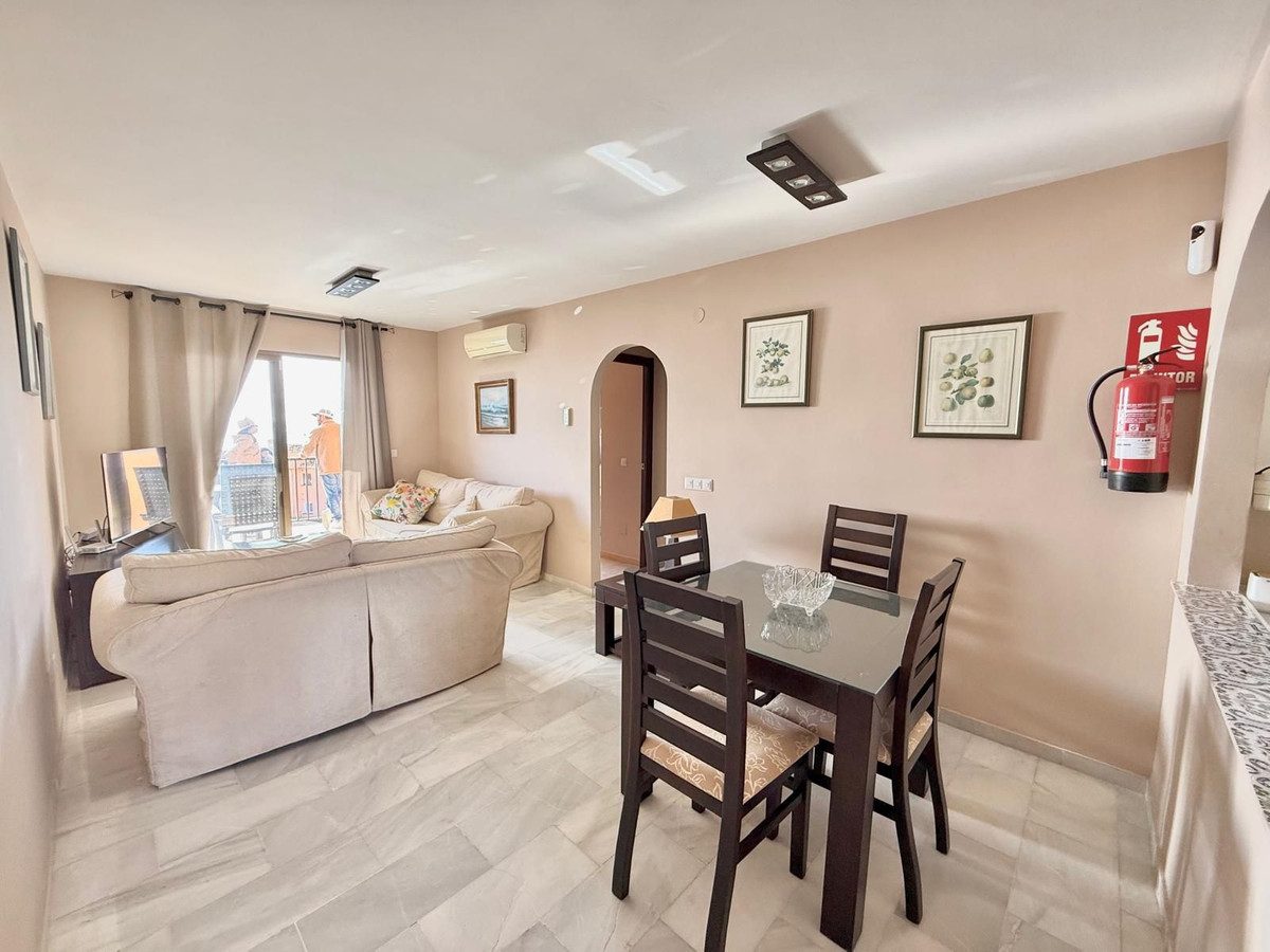 Top Floor Apartment in Mijas, Costa del Sol – 2 beds – 319000 € - photo 3 of 18