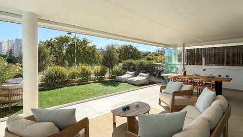Ground Floor Apartment in Estepona, Costa del Sol – 2 beds – 680000 € - photo 11 of 14
