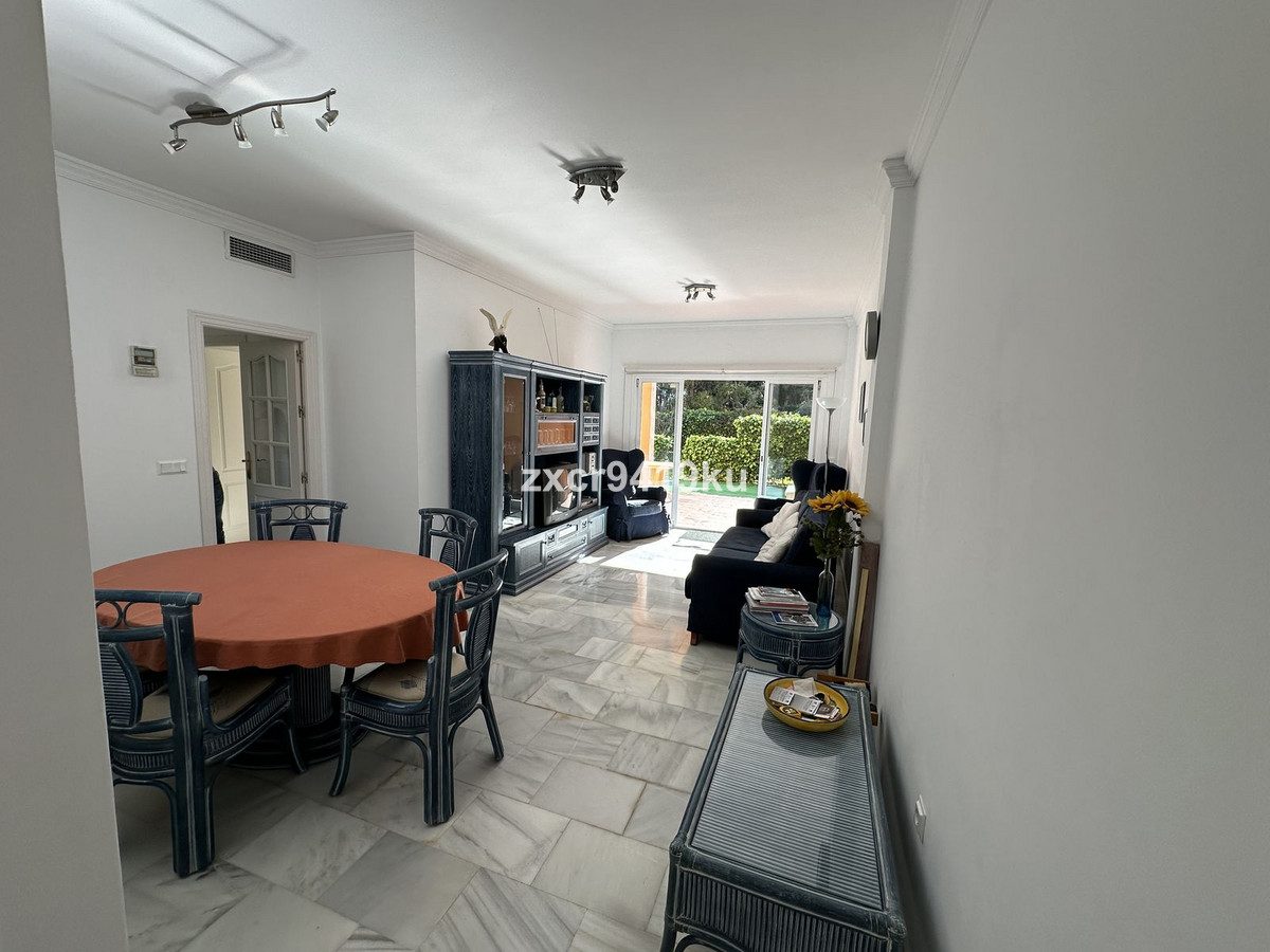 Ground Floor Apartment in Marbella, Costa del Sol – 3 beds – 525000 € - photo 2 of 22