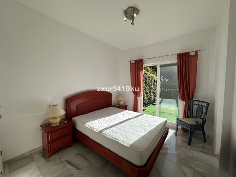 Ground Floor Apartment in Marbella, Costa del Sol – 3 beds – 525000 € - photo 13 of 22