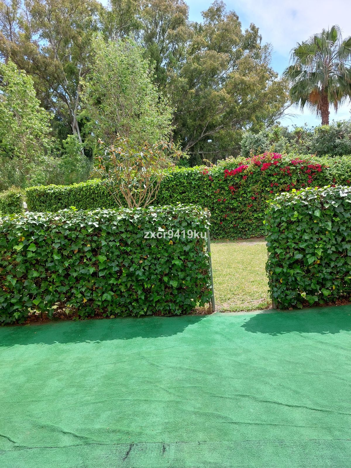 Ground Floor Apartment in Marbella, Costa del Sol – 3 beds – 525000 € - photo 19 of 22