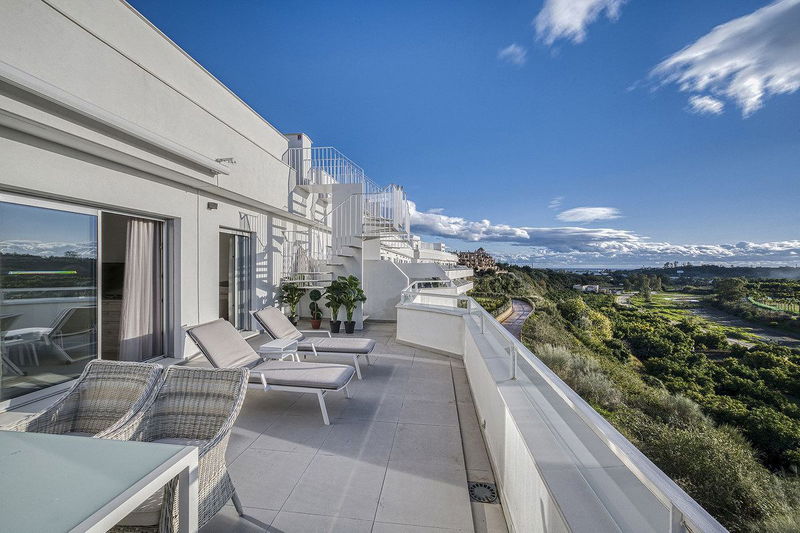 Penthouse in Estepona, Costa del Sol – 3 beds – 530000 €
