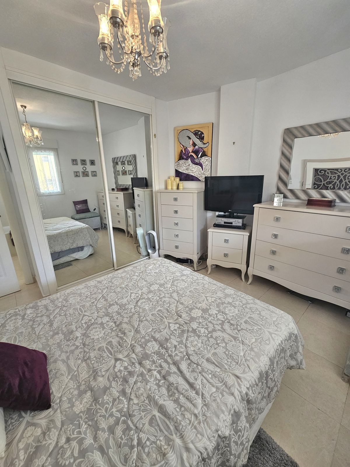 Middle Floor Apartment in Mijas, Costa del Sol – 2 beds – 287500 € - photo 10 of 18