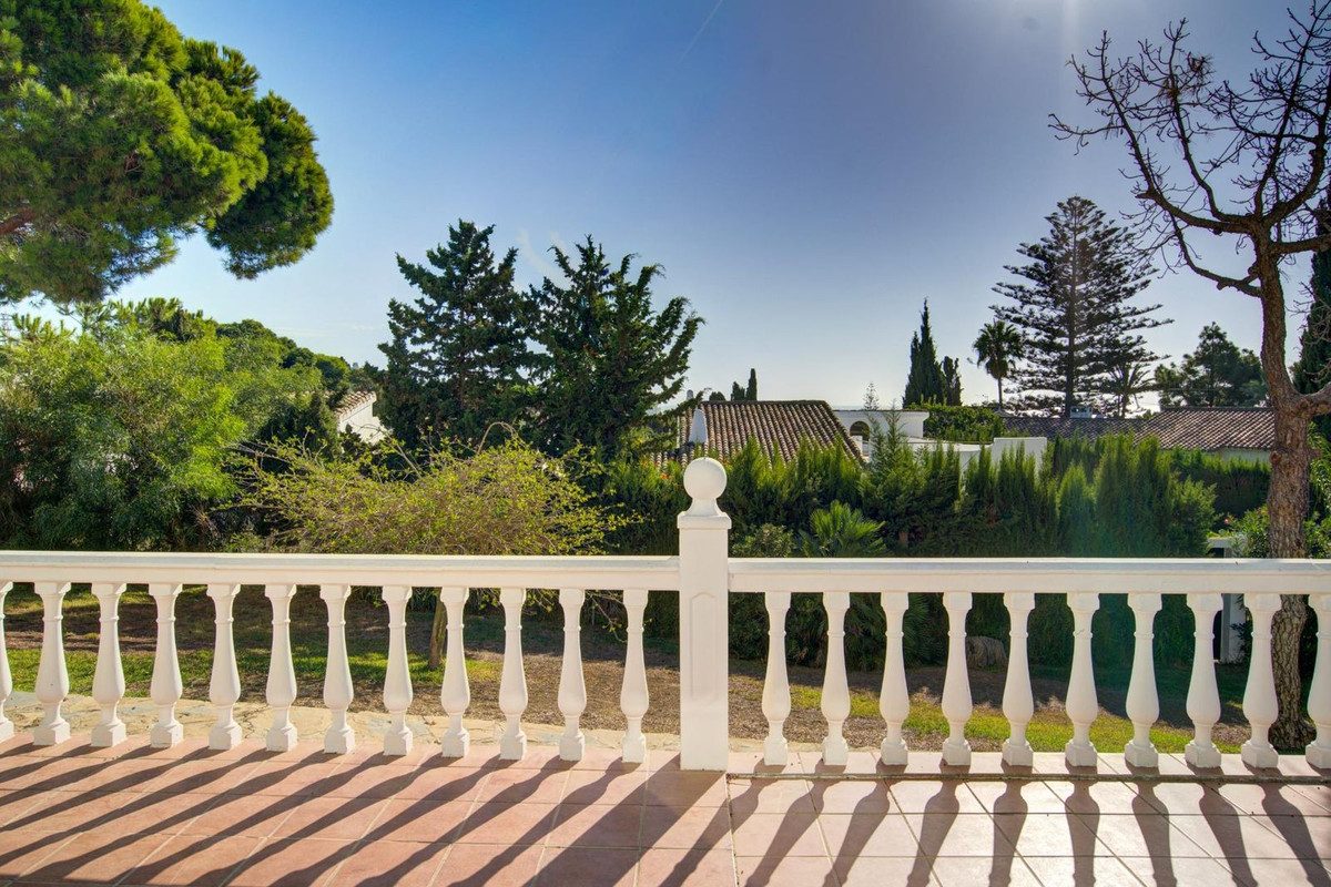 Ground Floor Apartment in Mijas, Costa del Sol – 2 beds – 285000 € - photo 5 of 19