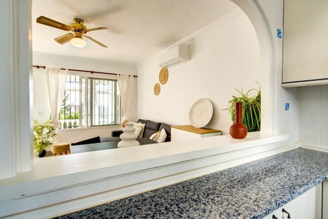 Ground Floor Apartment in Mijas, Costa del Sol – 2 beds – 285000 € - photo 13 of 19