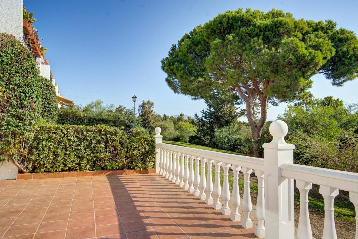 Ground Floor Apartment in Mijas, Costa del Sol – 2 beds – 285000 € - photo 17 of 19
