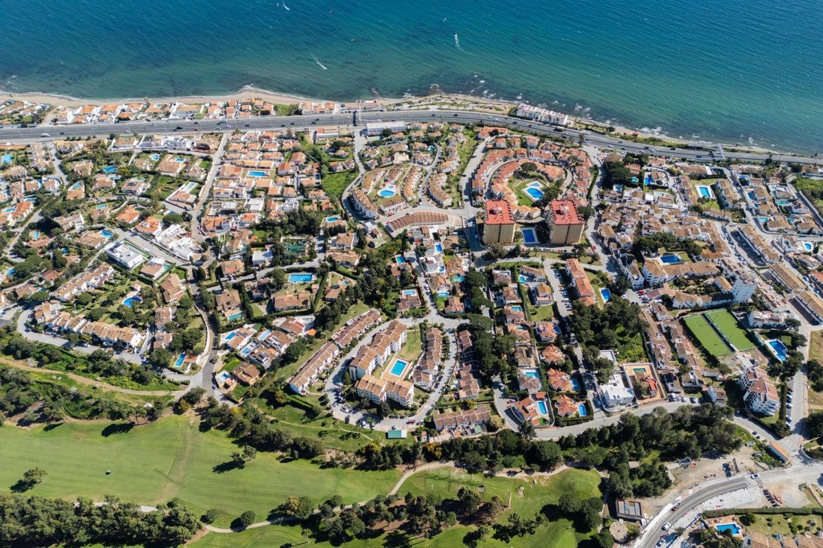Ground Floor Apartment in Mijas, Costa del Sol – 2 beds – 285000 € - photo 19 of 19