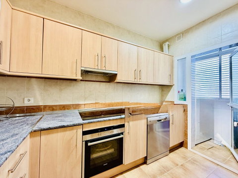 Middle Floor Apartment in Benalmadena, Costa del Sol – 2 beds – 320000 € - photo 16 of 19