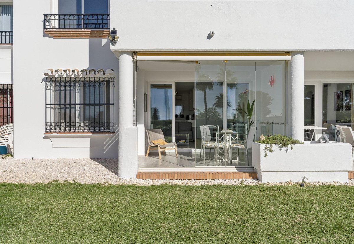 Ground Floor Apartment in Mijas, Costa del Sol – 2 beds – 375000 € - photo 2 of 38