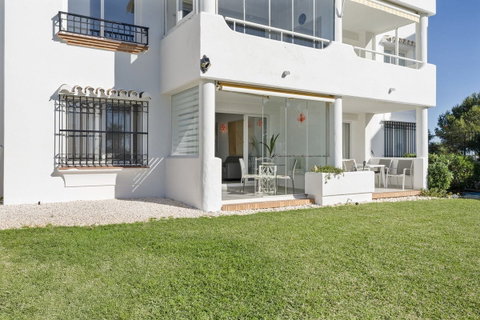 Ground Floor Apartment in Mijas, Costa del Sol – 2 beds – 375000 € - photo 4 of 38