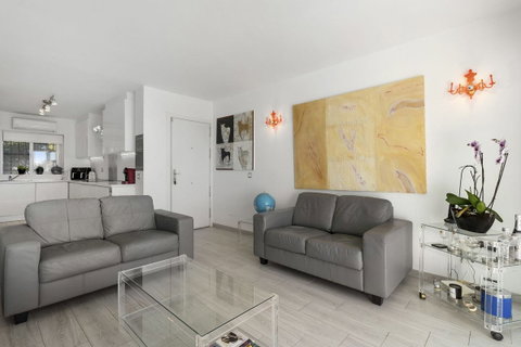 Ground Floor Apartment in Mijas, Costa del Sol – 2 beds – 375000 € - photo 5 of 38