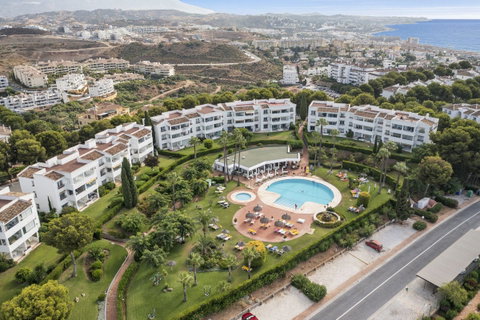 Ground Floor Apartment in Mijas, Costa del Sol – 2 beds – 375000 € - photo 6 of 38