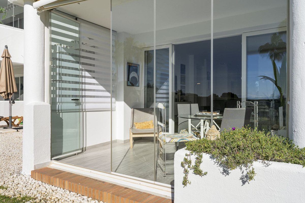 Ground Floor Apartment in Mijas, Costa del Sol – 2 beds – 375000 € - photo 13 of 38