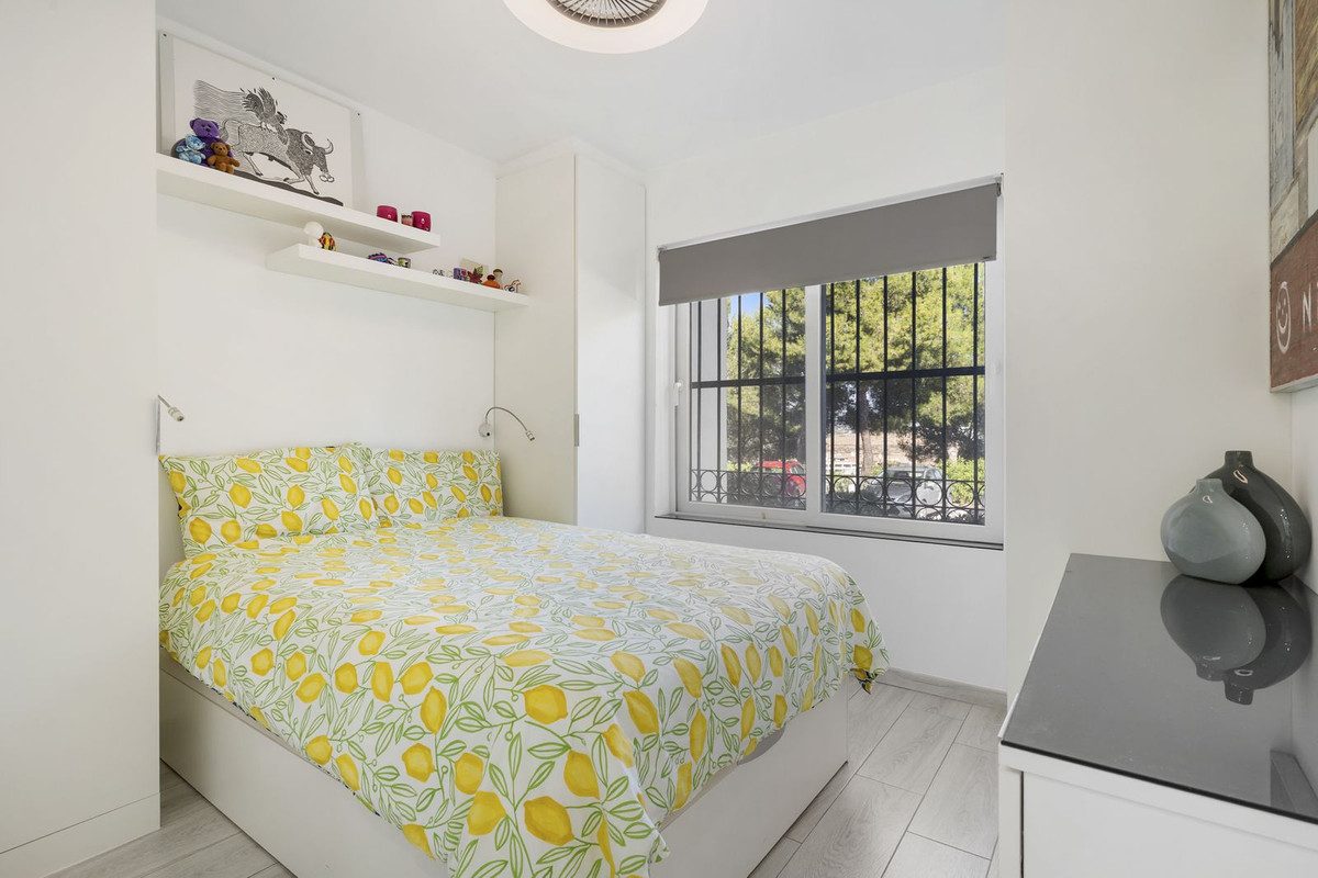 Ground Floor Apartment in Mijas, Costa del Sol – 2 beds – 375000 € - photo 24 of 38