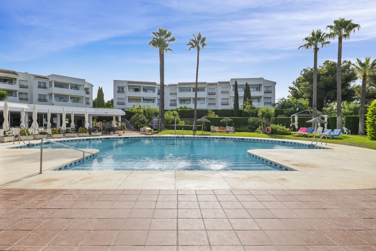 Ground Floor Apartment in Mijas, Costa del Sol – 2 beds – 375000 € - photo 36 of 38