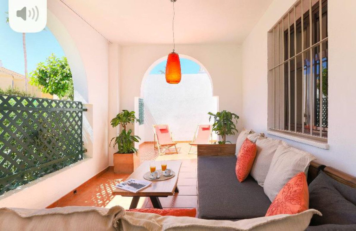 Ground Floor Apartment in Marbella, Costa del Sol – 2 beds – 645000 € - photo 11 of 34