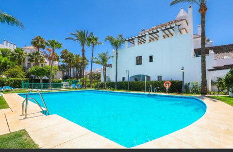 Ground Floor Apartment in Marbella, Costa del Sol – 2 beds – 645000 € - photo 32 of 34