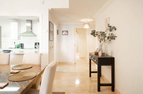 Ground Floor Apartment in Benahavís, Costa del Sol – 3 beds – 630000 € - photo 12 of 38