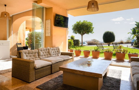 Ground Floor Apartment in Benahavís, Costa del Sol – 3 beds – 630000 € - photo 17 of 38