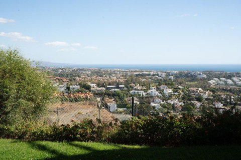 Ground Floor Apartment in Benahavís, Costa del Sol – 3 beds – 630000 € - photo 36 of 38