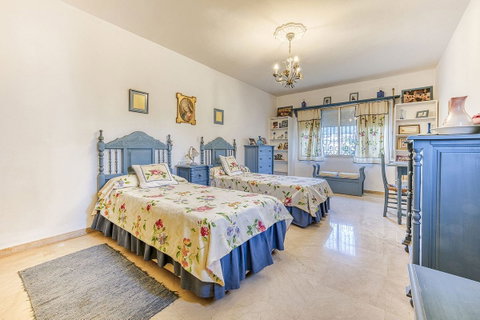 Detached Villa in Marbella, Costa del Sol – 4 beds – 1150000 € - photo 35 of 43